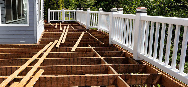 Deck Repair Free Estimate in Lakewood, CA